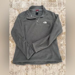 The North Face Women’s Quarter zip fleece, Size large